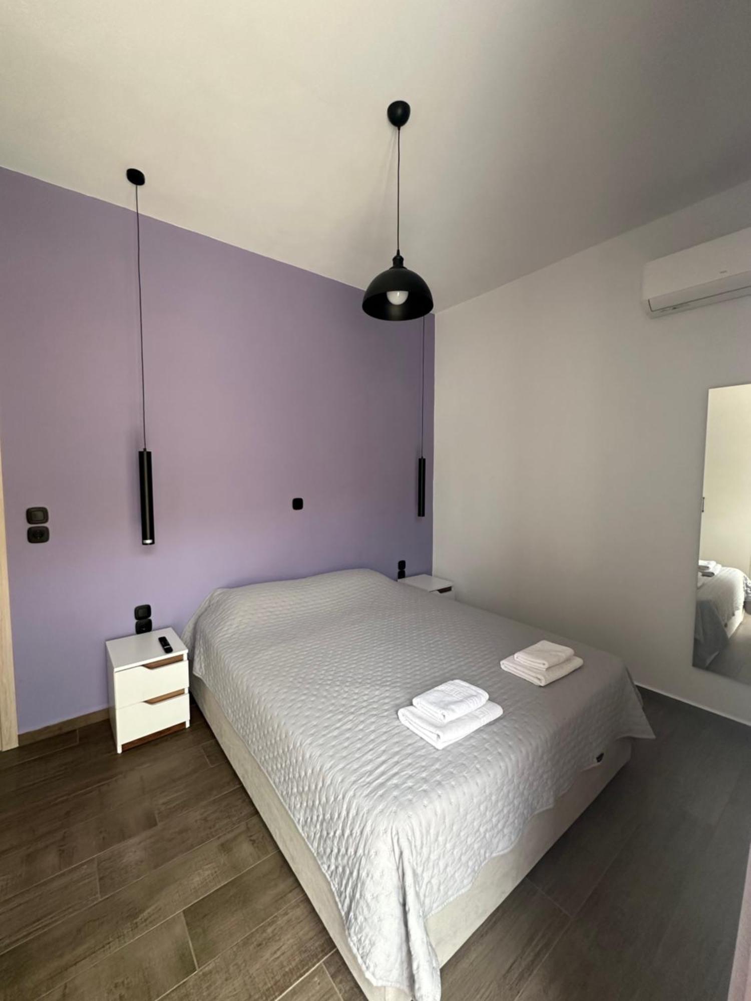 Kli9 Apartment Ermoupoli Bagian luar foto